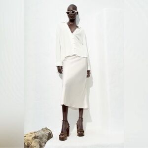 NEW w/o tags Zara Silk Midi Skirt Size Small